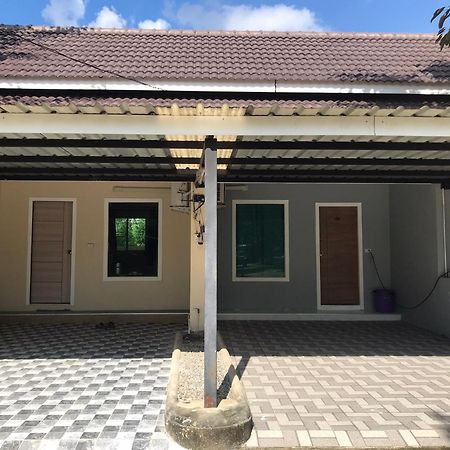 บ้านริมเนิน รีสอร์ท งาว Ngao المظهر الخارجي الصورة